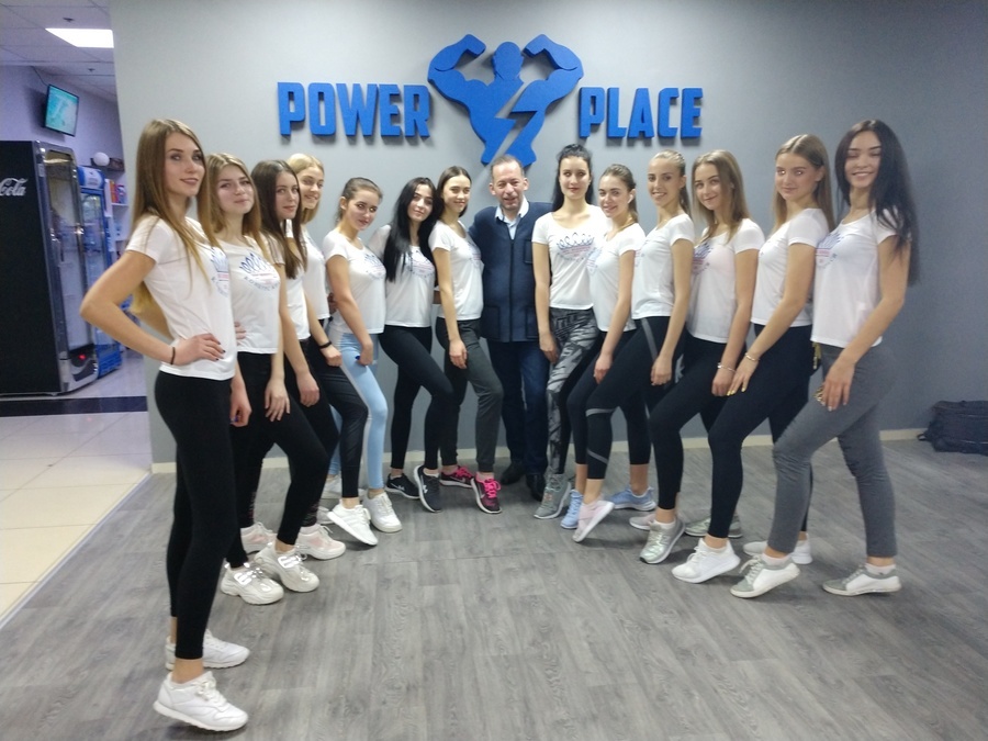 Квітник в спортзалі: претендентки на корону «Міс Вінниця 2020» взялись за гантелі