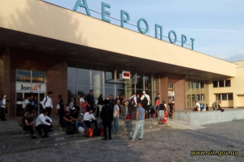 Вінницький аеропорт розпочав приймати хасидів зі всього світу