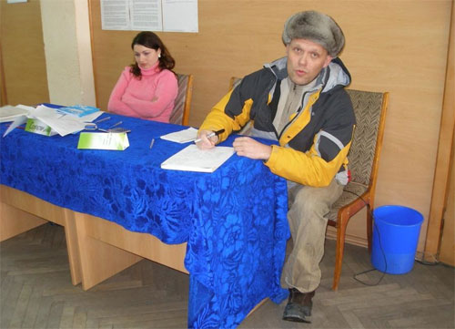 Вінничани виносили бюлетені з виборчих дільниць