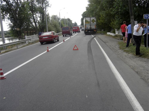 19 серпня в селі Корделівка вантажівка Volvo скоїла наїзд на дитину