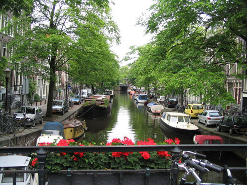 Амстердам- життя на воді