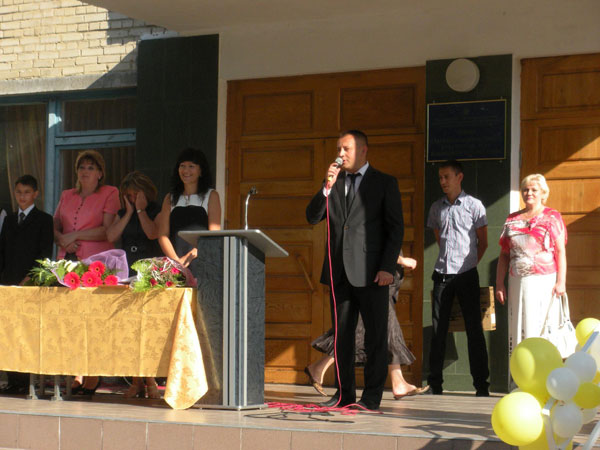 Віницький  «Фронт Змін» привітав школярів з першим вересня