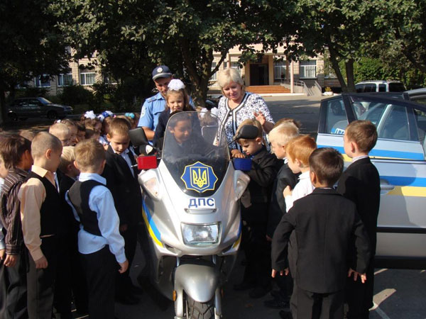 У Вінницьких школах ДАІ проводить уроки з безпеки дорожнього руху
