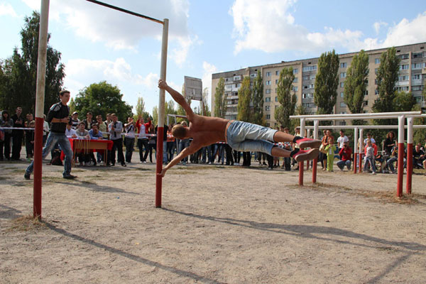 Новий вид спорту "Стріт-Воркаут" — вперше у Вінниці