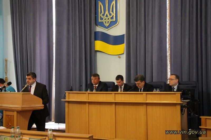 Депутати обласної Ради підтримали зміни до обласного бюджету на 2018 рік та внесли зміни до програми розвитку автомобільних доріг Вінниччини