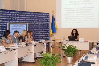 У Вінницькому апеляційному адміністративному  суду обговорили  шляхи налагодження успішної комунікації між судом  та ЗМІ