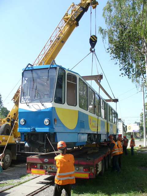 Вінницькі трамваї готують до поїздки у Львів