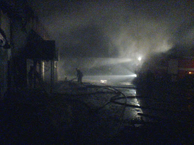 пожежники ліквідовують пожежу по вул. Скалецького