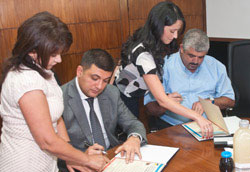 Міський голова Володимир Гройсман підписав договір щодо побратимства між ізраїльським та українським містом