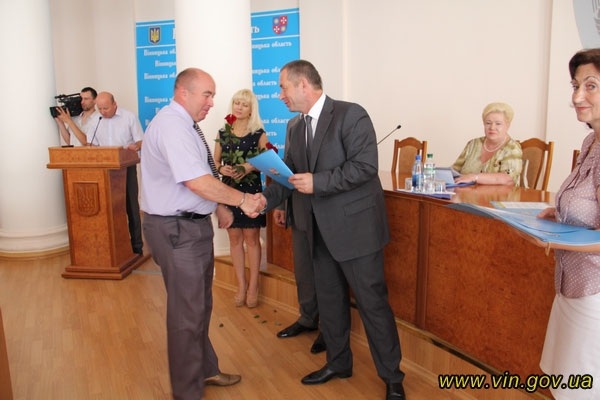 Керівники області привітали державних службовців Вінниччини із професійним святом