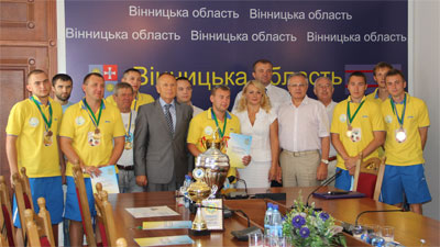 Нагородження гравців "ДіаЄвро-2012"