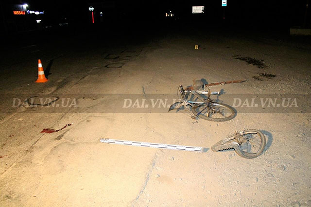 Вчора на Немирівському шосе невстановлений автомобіль насмерть збив велосипедиста. ДАІ шукає свідків пригоди