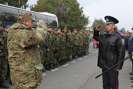 Сьогодні зі Сходу України повернулись вінницькі міліціонери
