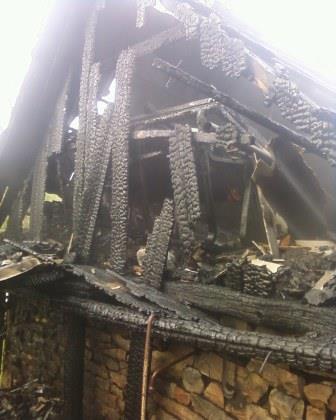 На Вінниччині через несправність електропроводки згоріла господарча будівля