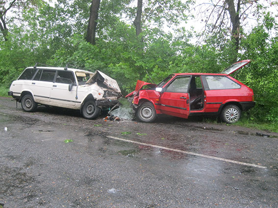 В п'ятницю, 13-го у ДТП на Вінниччині  загинуло двоє водіїв