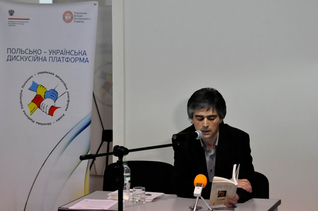 У Вінниці Олександр Бойченко презентував збірку «50 відсотків рації» та книгу про Анголу