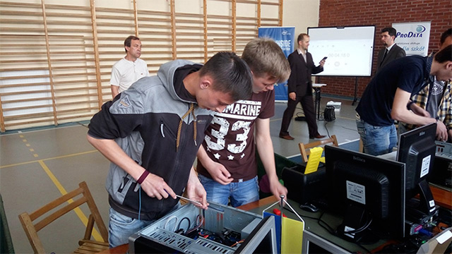 Студенти з Вінниччини здобули ІІІ місце на Міжнародному конкурсі з інформаційних технологій у Польщі