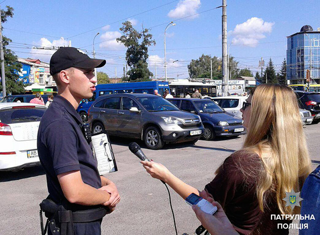 Журналісти вінницьких ЗМІ разом із поліцейськими спільно патрулювали залізничний вокзал