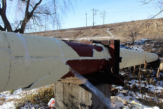 У Вінниці невідомі пошкодили ізоляційне покриття трубопроводу