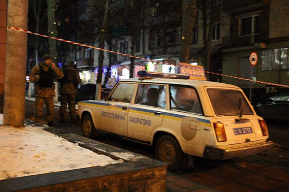 Забута в центрі Вінниці валіза "підняла на ноги" усі служби оперативного реагування
