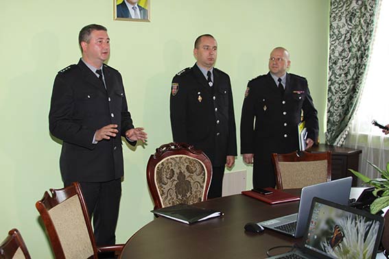 У поліції Вінниччини презентували роботу ситуаційного відділу