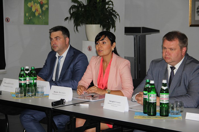 У Вінниці відбувся круглий стіл щодо підготовки кадрів для підприємств міста та зайнятості молоді