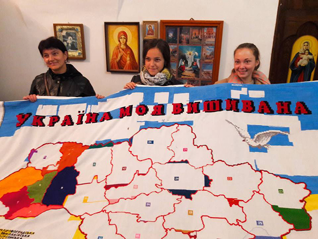 Вінничан запрошують долучитися до акції єднання та вишити хрестика на мапі України