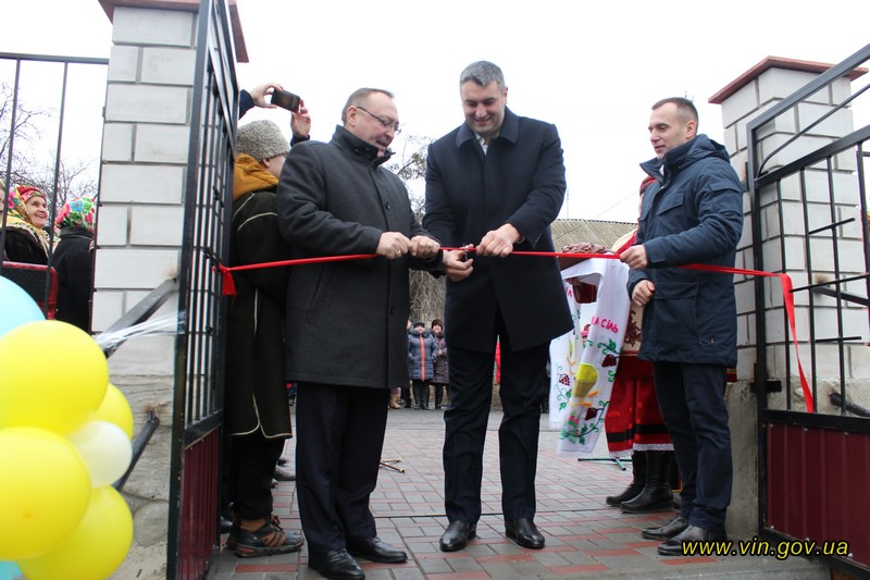 На Вінниччині для жителів села Вендичани відкрили нову сучасну амбулаторію