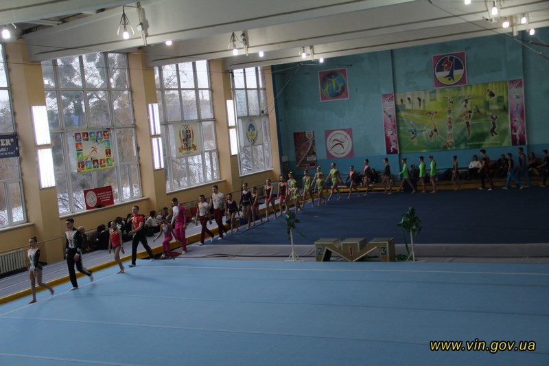 Майже півтори сотні акробатів приїхали до Вінниці на  Чемпіонат України зі спортивної акробатики 