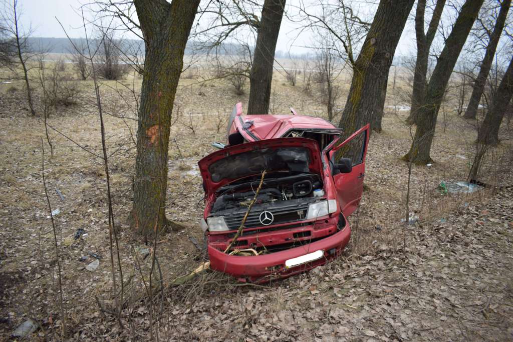 У Хмільницькому районі в автопригоді загинув 37-річний житель Чернівецької області