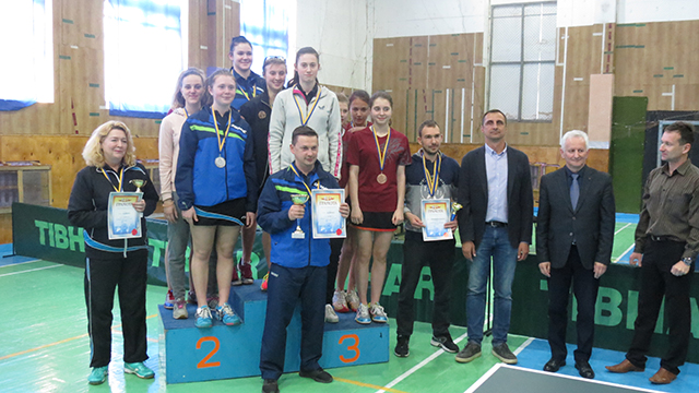 У Вінниці змагалися найкращі тенісисти-юніори України