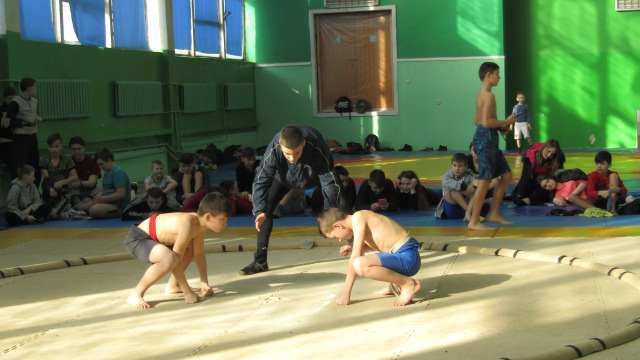 Вихованці 5-ї спортивної школи вибороли 20 медалей на обласному чемпіонаті з сумо