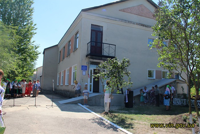 У Вінницькій області ФАП, який обслуговує більше тисячі людей, переселився в сучасне відремонтоване приміщення