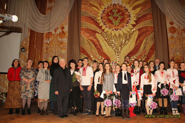 В обласній філармонії нагородили переможців конкурсу літературної премії ім. Олександри Бурбело