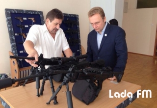 Мер Львова Садовий вибирав зброю на вінницькому "Форті"