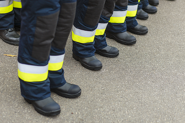 Уряд Німеччини передав вінницьким пожежникам більше 70 комплектів спецодягу