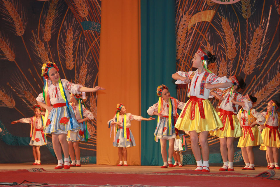 У Вінниці стартував IX дитячий фестиваль народної хореографії «Барвінкове кружало» 