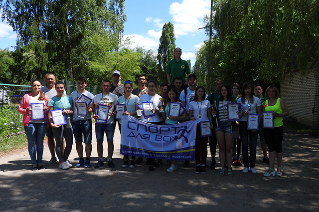 У Вінниці в рамках туристичного фестивалю для молоді влаштували перегони на катамаранах та туристичну естафету