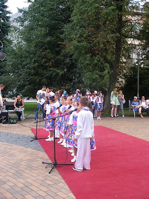 Останні «Мистецькі вихідні» сезону: вінничан вітали мистецькі колективи з Черкащини