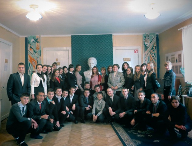 Вінницькі школярі у Львові