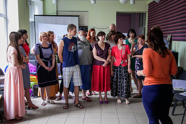 Члени асоціаціі "КВН України" відвідали зону АТО із проектом "Проти ненависті"