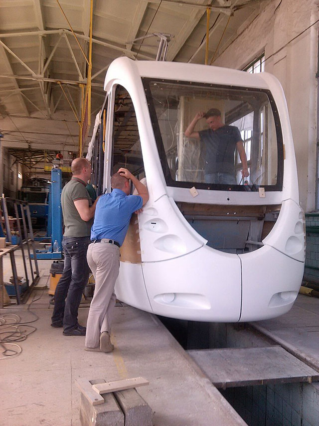 На базі стареньких чешських трамваїв у Вінниці створюють нові сучасні вагони