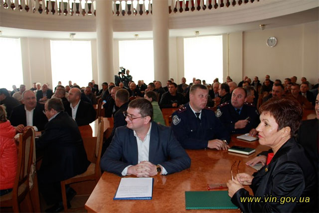 У Вінниці відбулись урочистості з нагоди відзначення Дня автомобіліста та дорожника