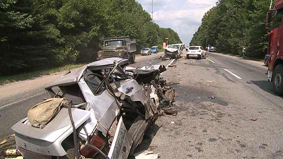 Двоє водіїв, які постраждали в жахливій аварії на об'їзній дорозі 30 липня, загинули в лікарні