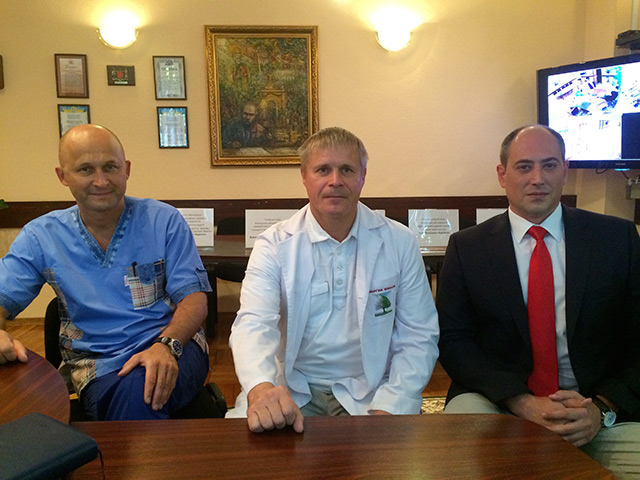 Перший в Україні майстер-клас з інтервенційної онкології провів у Вінниці відомий рентгенендоваскулярний хірург