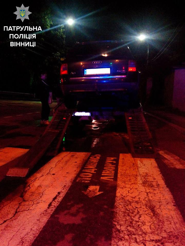 У Вінниці поліцейські затримали п'яного водія "Audi" - рівень алкоголю в крові перевищував норму в 9 разів