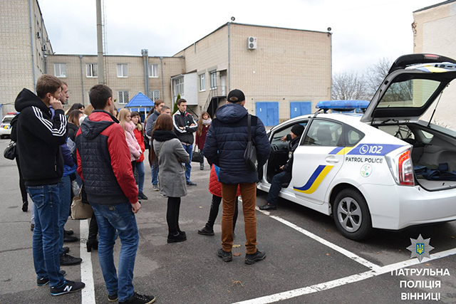 В патрульній поліції Вінниці відбувся день відкритих дверей