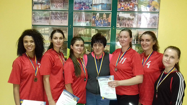 Дівчата з міської дитячо-юнацької спортивної школи № 3 перемогли у чемпіонаті з гандболу