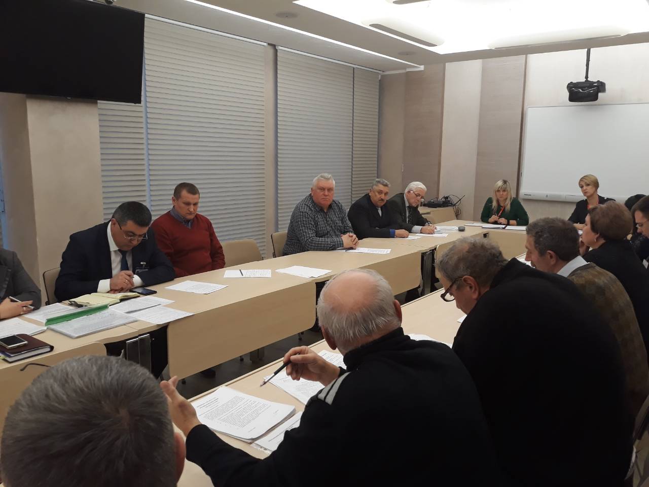 У мерії відбувся "круглий стіл" з представниками організацій чорнобильців