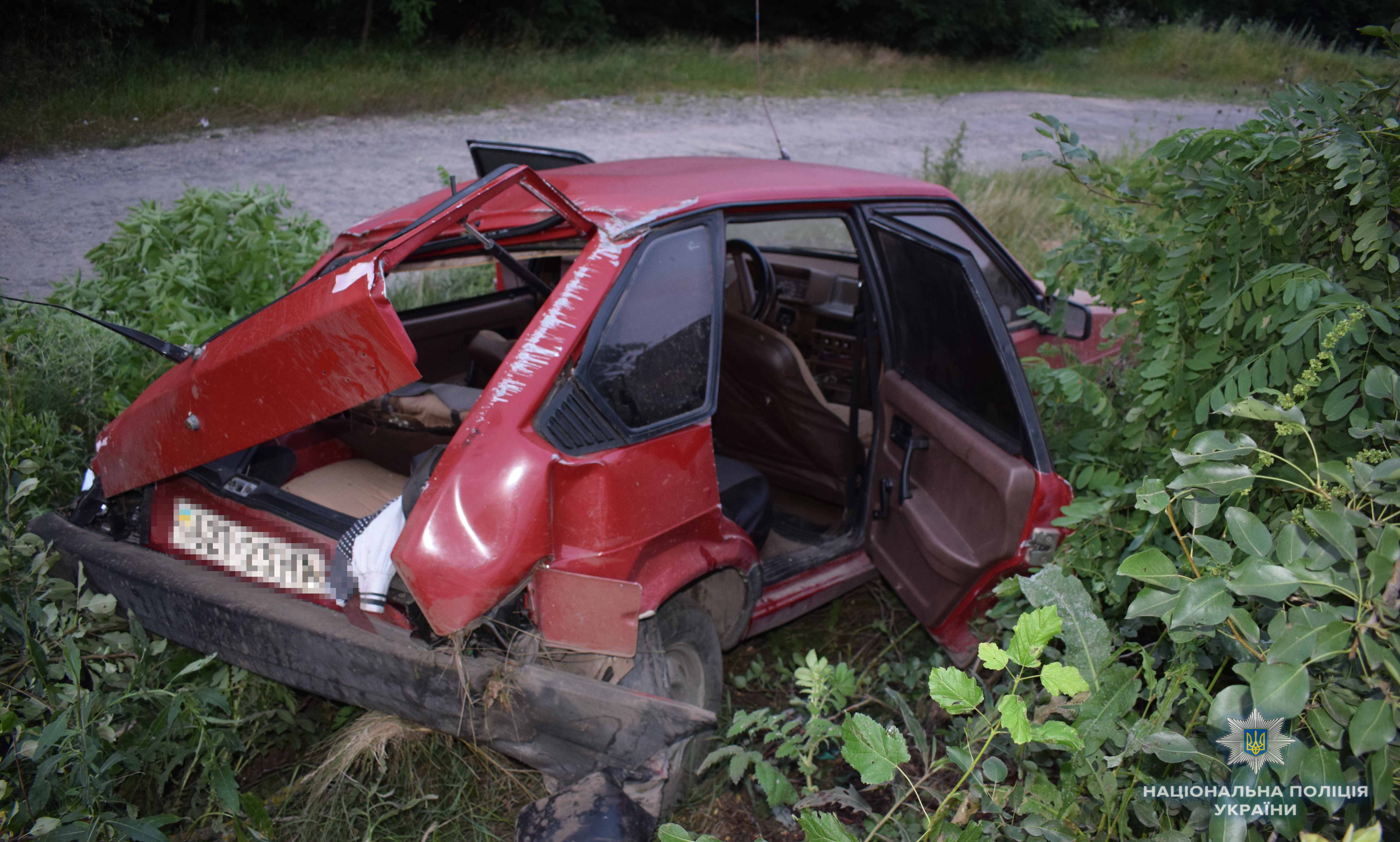 На Вінниччині перекинулась "дев'ятка" - загинув 18-річний пасажир автівки